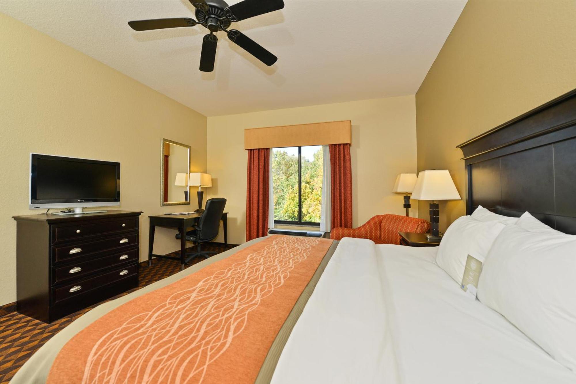 Comfort Inn & Suites Clinton Room photo